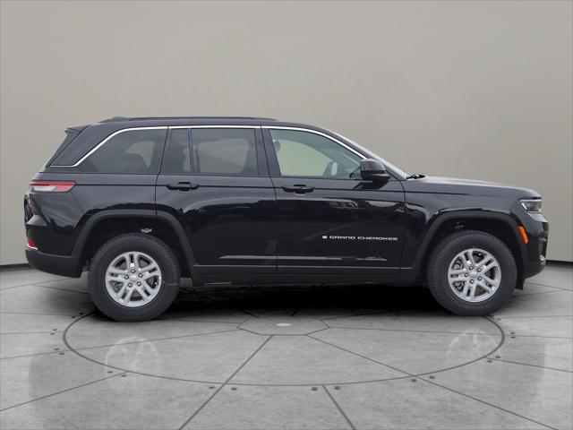 2025 Jeep Grand Cherokee GRAND CHEROKEE LAREDO 4X4 2025 Jeep Grand Cherokee GRAND CHEROKEE LAREDO 4X4