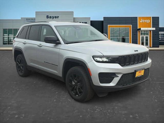 2025 Jeep Grand Cherokee GRAND CHEROKEE ALTITUDE 4X4 2025 Jeep Grand Cherokee GRAND CHEROKEE ALTITUDE 4X4