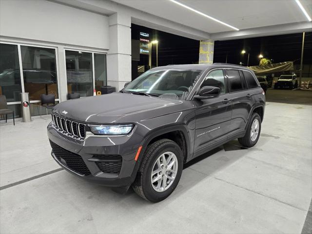 2025 Jeep Grand Cherokee GRAND CHEROKEE LAREDO X 4X4 2025 Jeep Grand Cherokee GRAND CHEROKEE LAREDO X 4X4