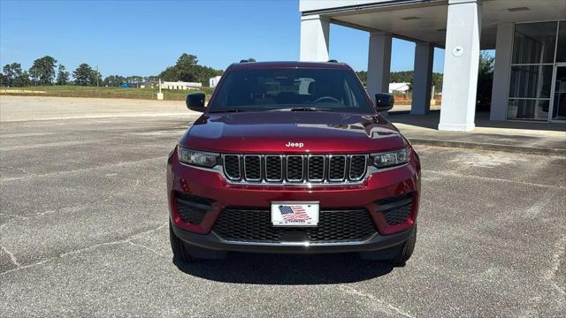 2025 Jeep Grand Cherokee GRAND CHEROKEE LAREDO X 4X4