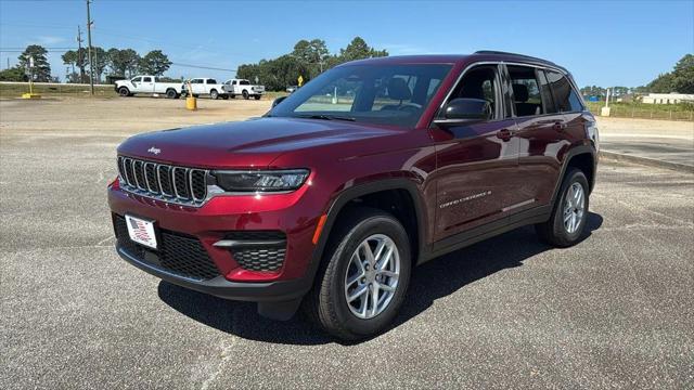2025 Jeep Grand Cherokee Laredo X 4x4