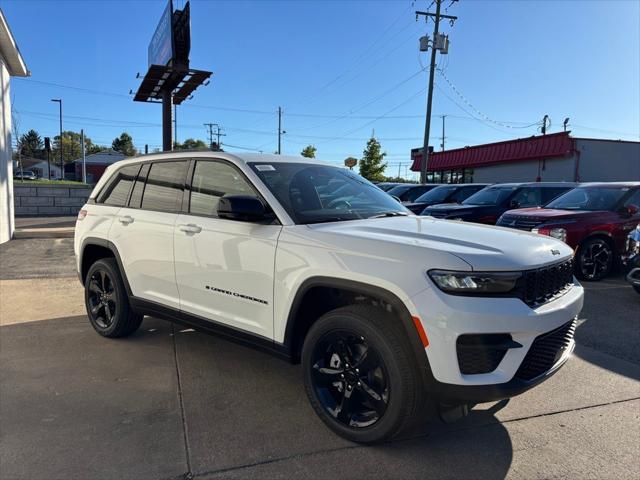 2025 Jeep Grand Cherokee GRAND CHEROKEE ALTITUDE X 4X4