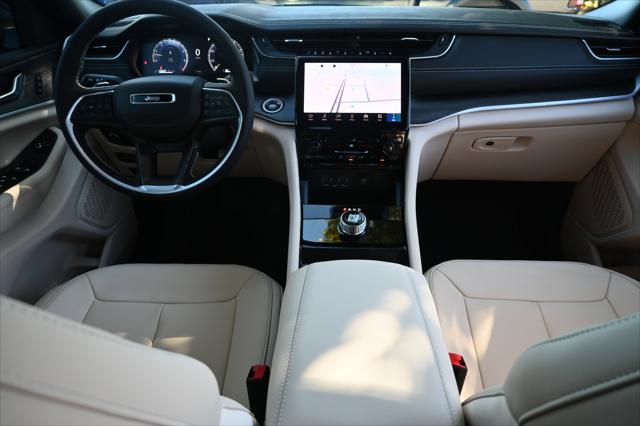 2025 Jeep Grand Cherokee GRAND CHEROKEE LIMITED 4X2