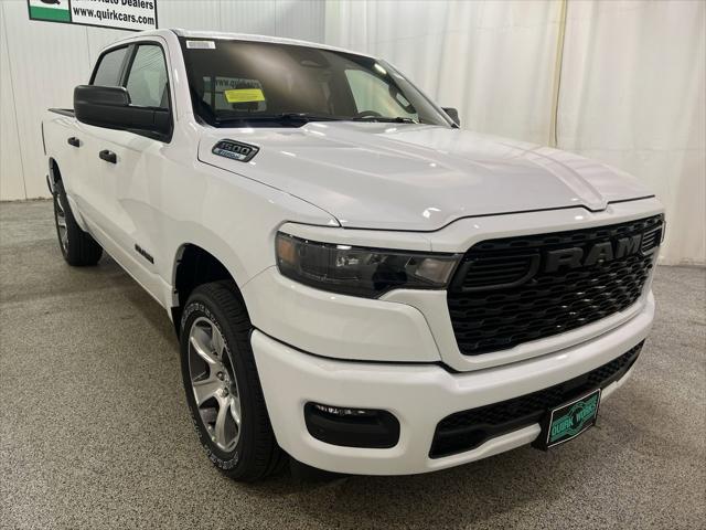 2025 RAM 1500 Tradesman Crew Cab 4x4 57 Box 2025 RAM 1500 Tradesman Crew Cab 4x4 57 Box