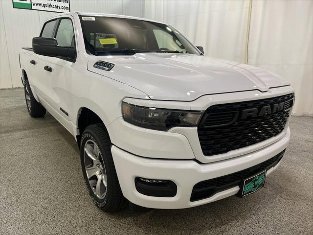 2025 RAM 1500 Tradesman Crew Cab 4x4 57 Box 2025 RAM 1500 Tradesman Crew Cab 4x4 57 Box