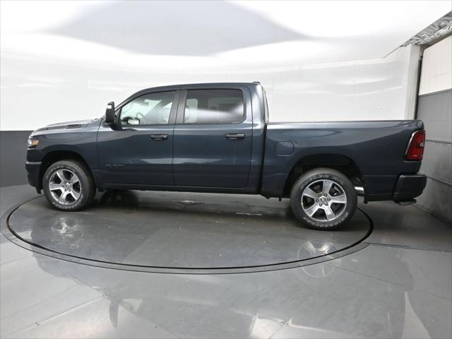 2026 RAM Ram 1500 RAM 1500 EXPRESS CREW CAB 4X4 57 BOX