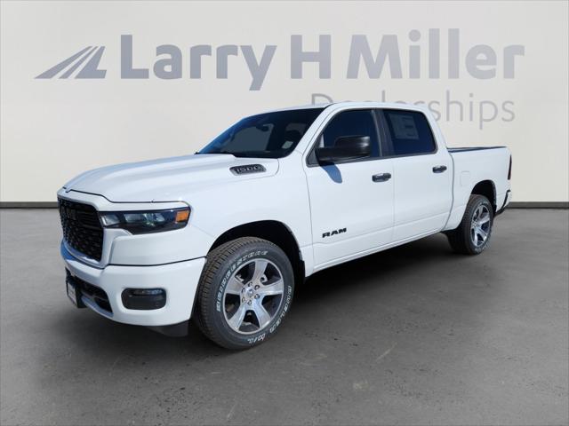 2026 RAM Ram 1500 RAM 1500 EXPRESS CREW CAB 4X4 57 BOX