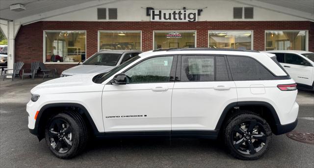 2025 Jeep Grand Cherokee GRAND CHEROKEE ALTITUDE X 4X4