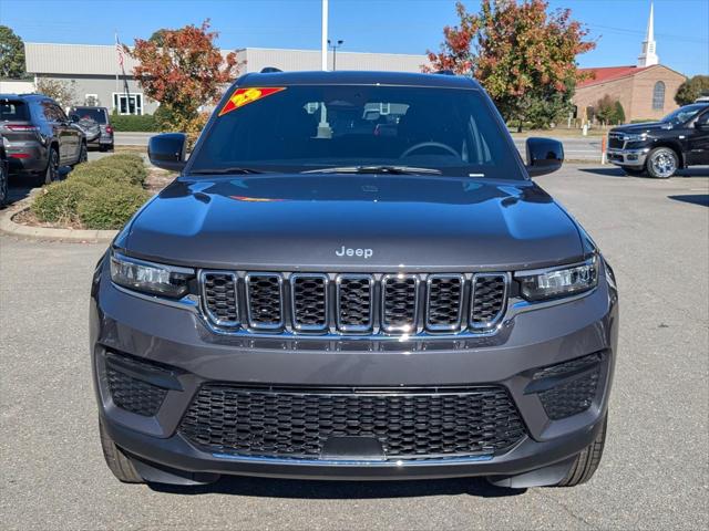 2025 Jeep Grand Cherokee GRAND CHEROKEE LAREDO X 4X4