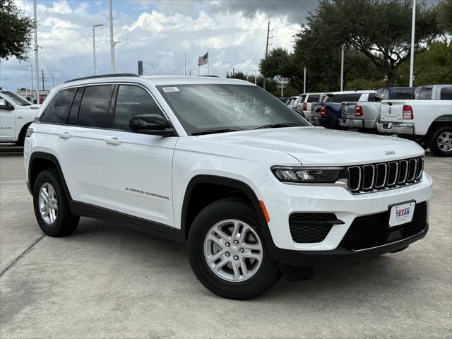 2025 Jeep Grand Cherokee GRAND CHEROKEE LAREDO 4X2