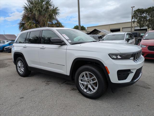 2025 Jeep Grand Cherokee GRAND CHEROKEE LAREDO X 4X2