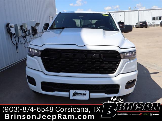 2026 RAM Ram 1500 RAM 1500 EXPRESS CREW CAB 4X4 57 BOX