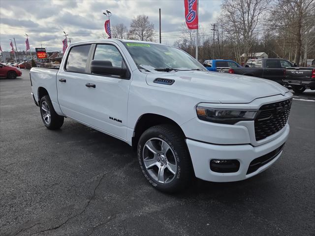 2025 RAM 1500 Tradesman Crew Cab 4x4 57 Box