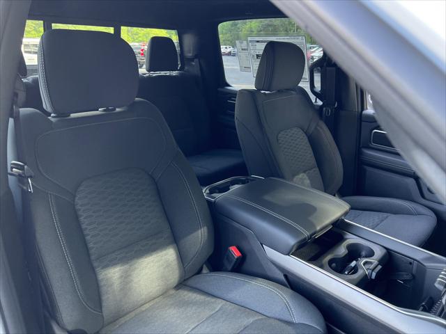 2026 Ram 1500 Big Horn Crew Cab 4x4 64 Box