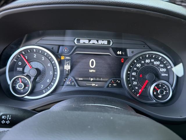 2026 Ram 1500 Big Horn Crew Cab 4x4 64 Box