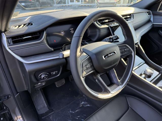 2025 Jeep Grand Cherokee GRAND CHEROKEE LIMITED 4X4 2025 Jeep Grand Cherokee GRAND CHEROKEE LIMITED 4X4