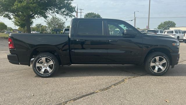 2025 RAM 1500 Tradesman Crew Cab 4x4 57 Box 2025 RAM 1500 Tradesman Crew Cab 4x4 57 Box