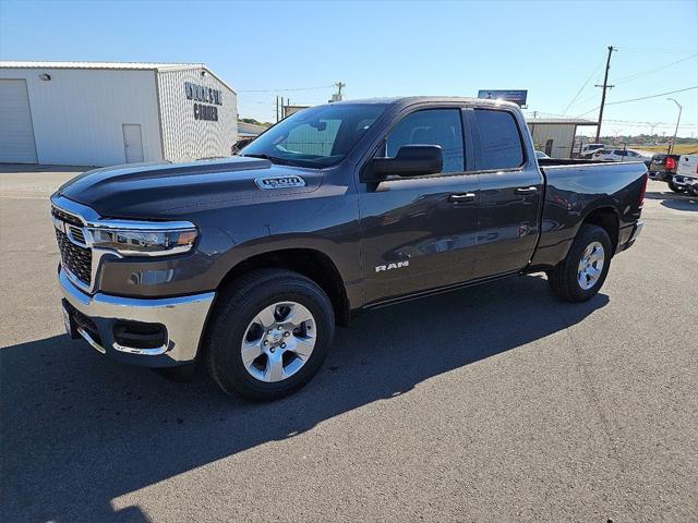 2025 RAM Ram 1500 RAM 1500 TRADESMAN QUAD CAB 4X4 64 BOX