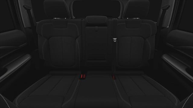 2025 Jeep Grand Cherokee GRAND CHEROKEE LAREDO 4X2