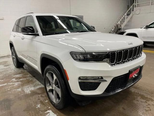 2025 Jeep Grand Cherokee GRAND CHEROKEE LIMITED 4X4 2025 Jeep Grand Cherokee GRAND CHEROKEE LIMITED 4X4