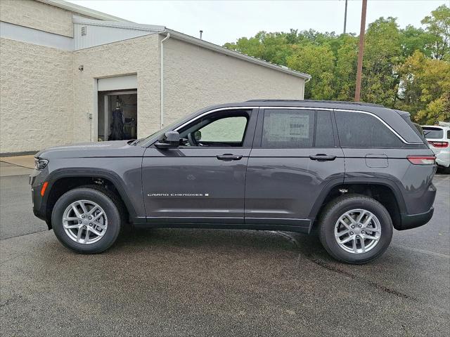 2025 Jeep Grand Cherokee Laredo X 4x4