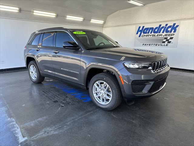 2025 Jeep Grand Cherokee GRAND CHEROKEE LAREDO X 4X2