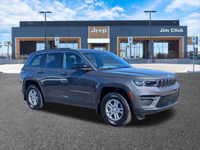2025 Jeep Grand Cherokee GRAND CHEROKEE LAREDO 4X4