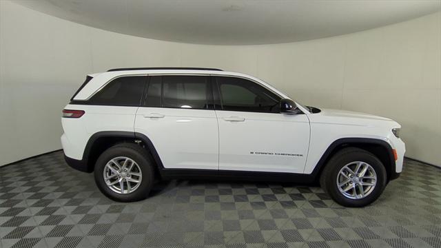 2025 Jeep Grand Cherokee GRAND CHEROKEE LAREDO X 4X2 2025 Jeep Grand Cherokee GRAND CHEROKEE LAREDO X 4X2