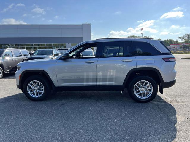 2025 Jeep Grand Cherokee Laredo X 4x4