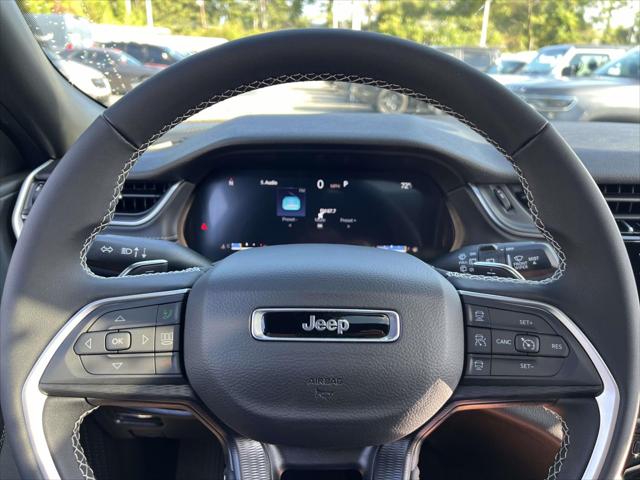 2025 Jeep Grand Cherokee Laredo X 4x4