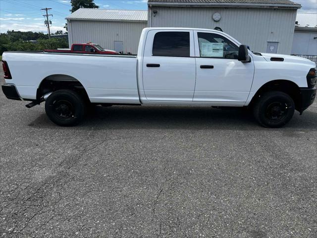 2026 RAM Ram 2500 RAM 2500 TRADESMAN CREW CAB 4X4 8 BOX
