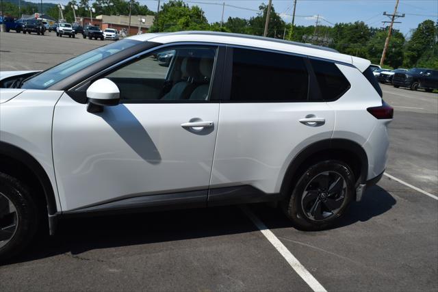 2025 Nissan Rogue SV FWD