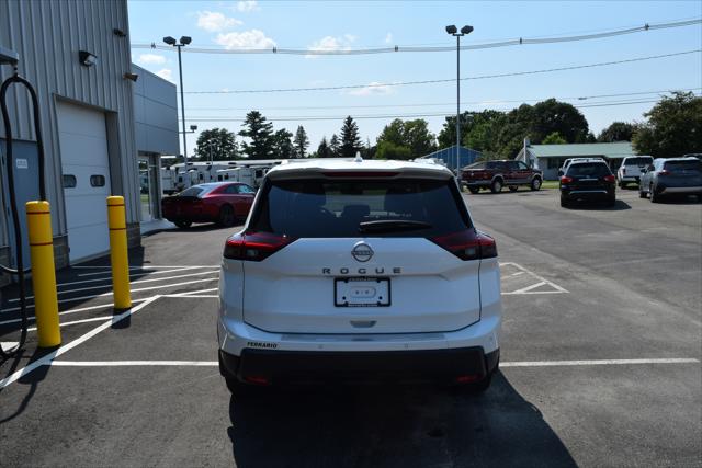 2025 Nissan Rogue SV FWD
