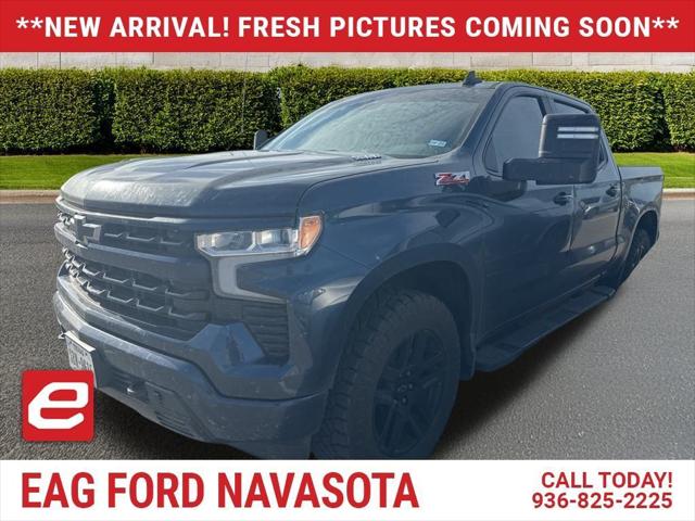 2022 Chevrolet Silverado 1500 4WD Crew Cab Short Bed RST