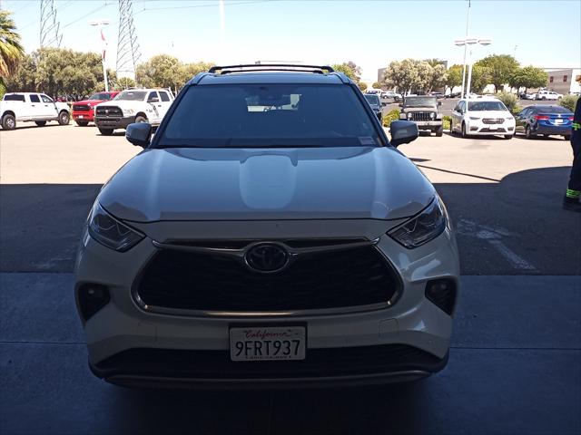 2023 Toyota Highlander Platinum