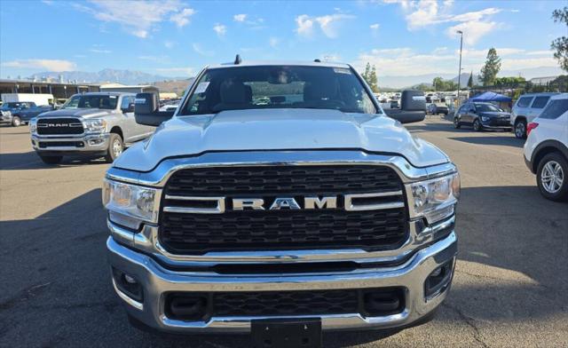 2024 RAM 2500 Big Horn Crew Cab 4x4 64 Box 2024 RAM 2500 Big Horn Crew Cab 4x4 64 Box