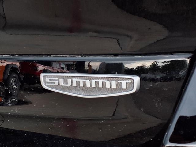 2025 Jeep Grand Cherokee L Summit 4x4