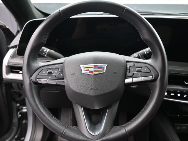 2024 Cadillac XT4 FWD Premium Luxury