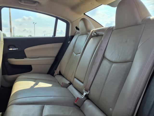 2013 Chrysler 200 Limited