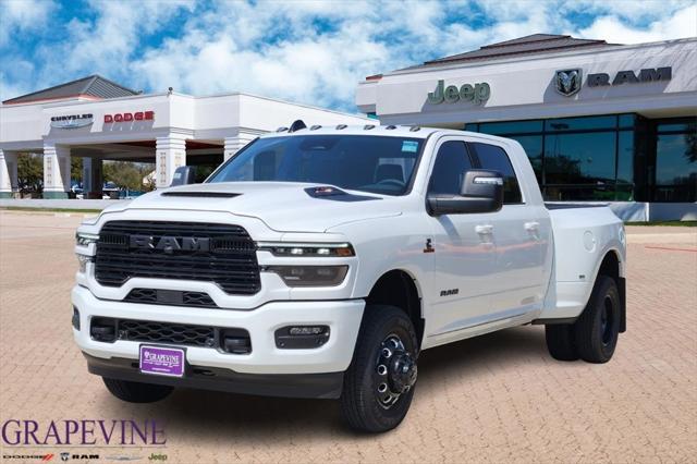 2025 RAM Ram 3500 RAM 3500 LARAMIE MEGA CAB 4X4 64 BOX