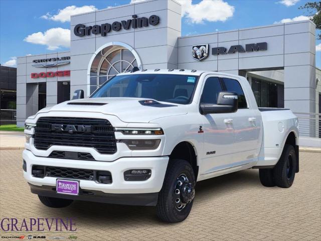 2025 RAM Ram 3500 RAM 3500 LARAMIE MEGA CAB 4X4 64 BOX