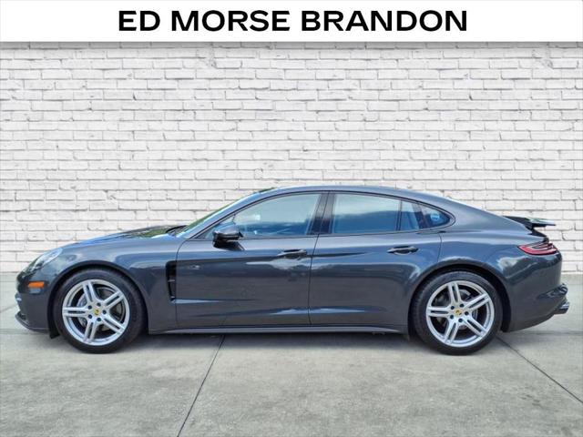 2018 Porsche Panamera 4 2018 Porsche Panamera 4