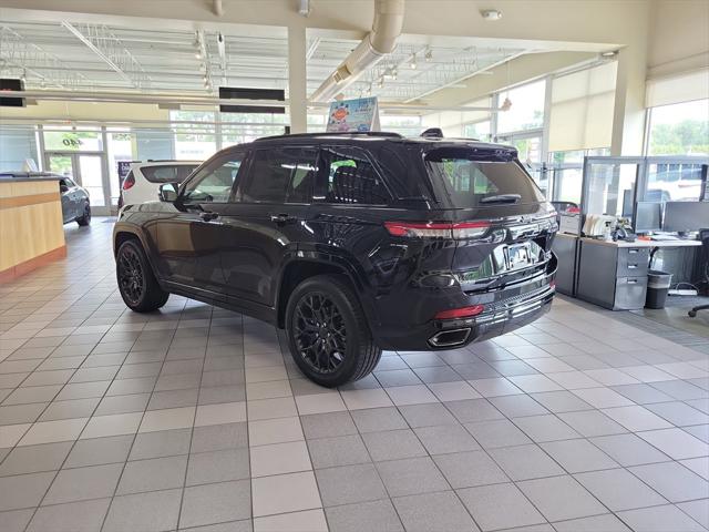 2025 Jeep Grand Cherokee GRAND CHEROKEE SUMMIT 4X4
