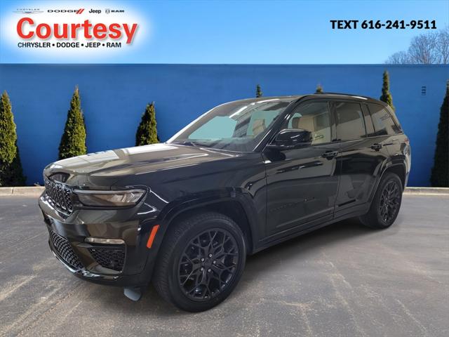 2025 Jeep Grand Cherokee GRAND CHEROKEE SUMMIT 4X4