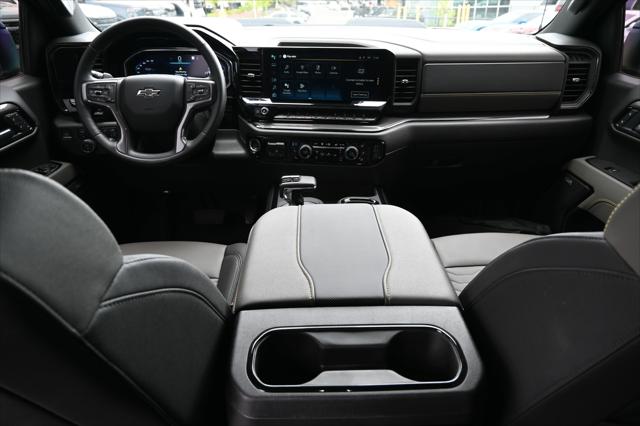 2025 Chevrolet Silverado 1500 4WD Crew Cab Short Bed ZR2