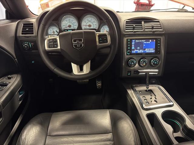 2014 Dodge Challenger R/T Plus