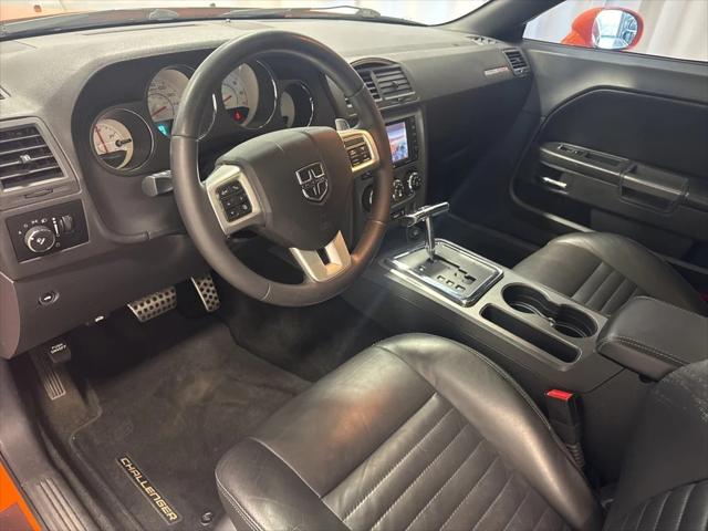 2014 Dodge Challenger R/T Plus