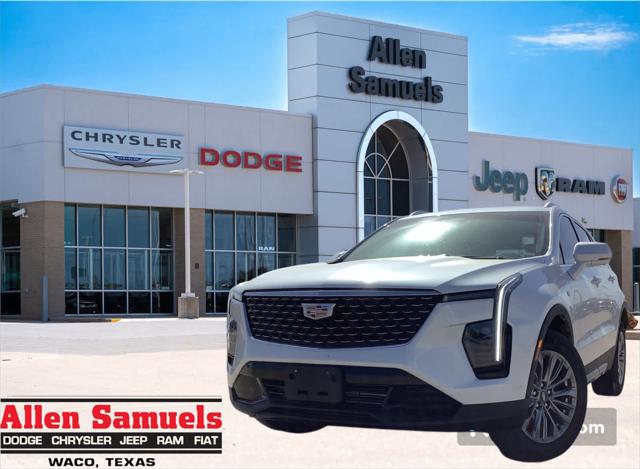 2025 Cadillac XT4 FWD Premium Luxury