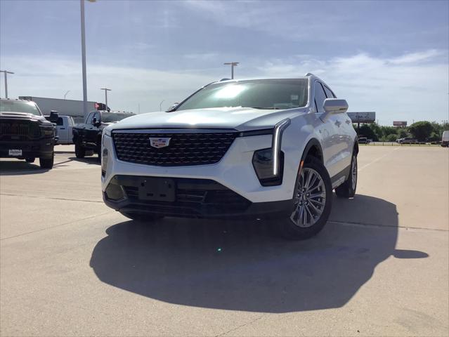 2025 Cadillac XT4 FWD Premium Luxury