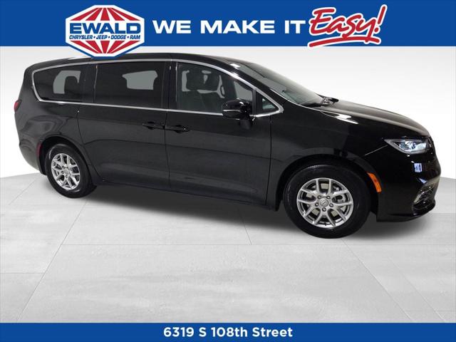 2026 Chrysler Pacifica PACIFICA SELECT